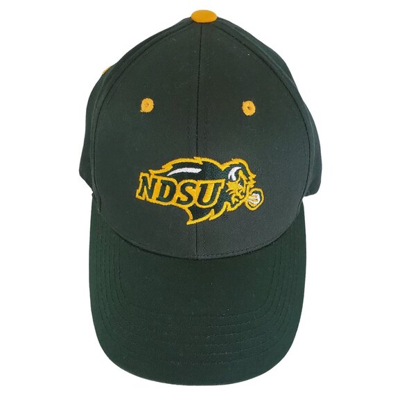 North Dakota State University Bison Baseball Cap Captivating Headgear O/S Green - Picture 1 of 10